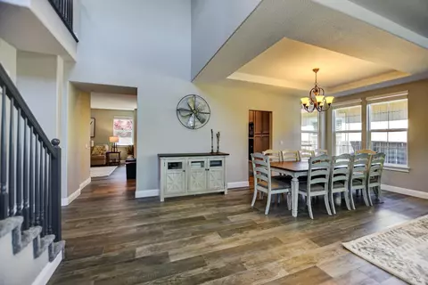 8490 Trione Cir, Windsor, CA 95492 photo 3