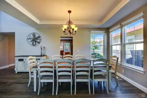8490 Trione Cir, Windsor, CA 95492 photo 4