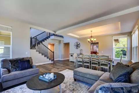 8490 Trione Cir, Windsor, CA 95492 photo 5