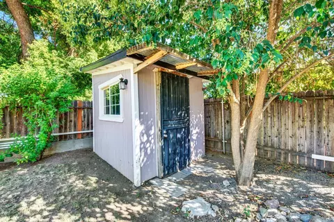 381 Hemlock St, Vacaville, CA 95688 photo 42