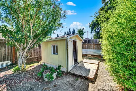 381 Hemlock St, Vacaville, CA 95688 photo 43