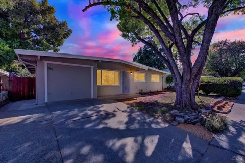 381 Hemlock St, Vacaville, CA 95688 photo 46