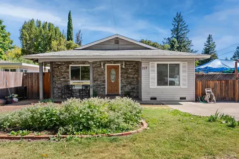 217 Thompson St, Ukiah, CA 95482 photo 27