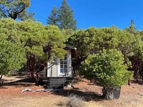 38000-33951 Helms Rd, Willits, CA 95490 photo 3