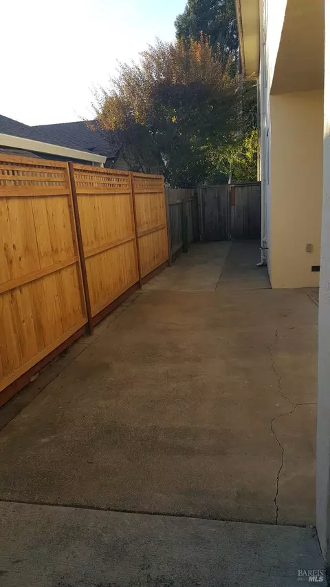 808 Wright St, Santa Rosa, CA 95404 photo 14