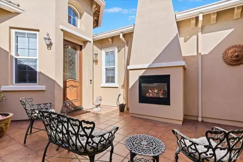 1827 Landmark Dr, Vallejo, CA 94591 photo 4