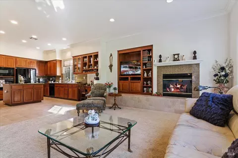 1827 Landmark Dr, Vallejo, CA 94591 photo 13