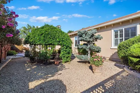 1827 Landmark Dr, Vallejo, CA 94591 photo 32