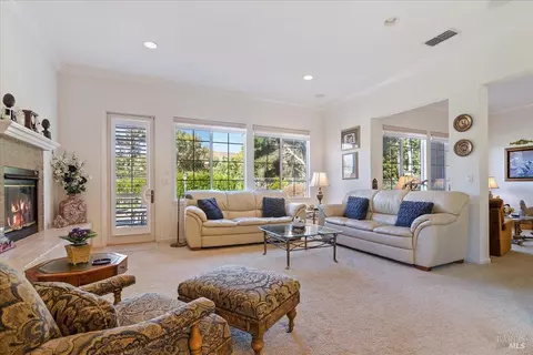 1827 Landmark Dr, Vallejo, CA 94591 photo 15