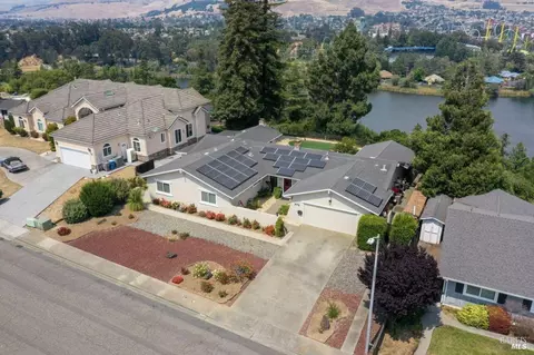 272 Parkview Ter, Vallejo, CA 94589 photo 3