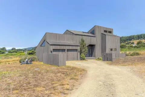 36900 Green Cove Dr, The Sea Ranch, CA 95497