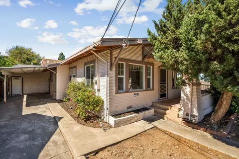 2067 Yajome St, Napa, CA 94559