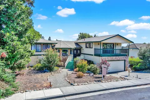 2999 Burbank Dr, Fairfield, CA 94534