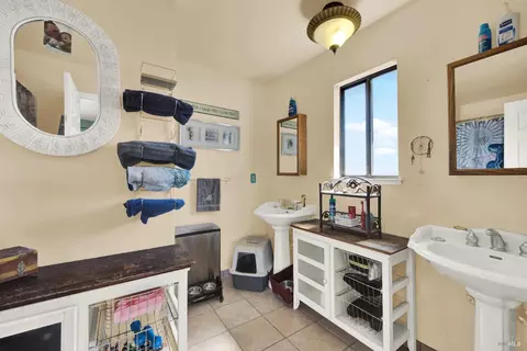 Bath - 2999 Burbank Dr, Fairfield, CA 94534 photo 4 of 4