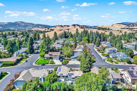 View/Area - 2999 Burbank Dr, Fairfield, CA 94534 photo 4 of 5