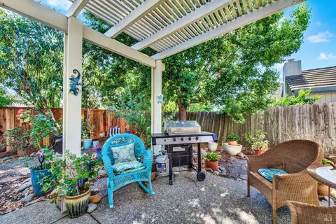 Exterior - 2999 Burbank Dr, Fairfield, CA 94534 photo 12 of 23