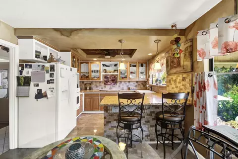 Kitchen - 2999 Burbank Dr, Fairfield, CA 94534 photo 3 of 10