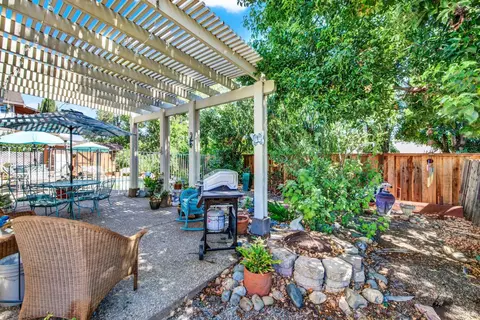 Exterior - 2999 Burbank Dr, Fairfield, CA 94534 photo 7 of 23