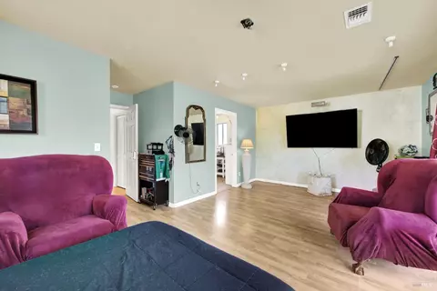 Bedroom - 2999 Burbank Dr, Fairfield, CA 94534 photo 7 of 9