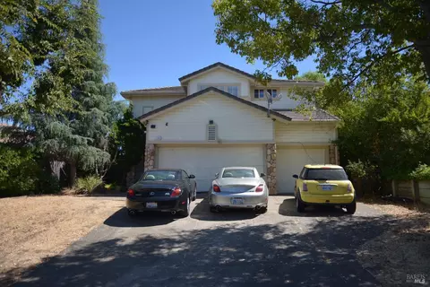 2333 Mark Twain Dr, Antioch, CA 94531