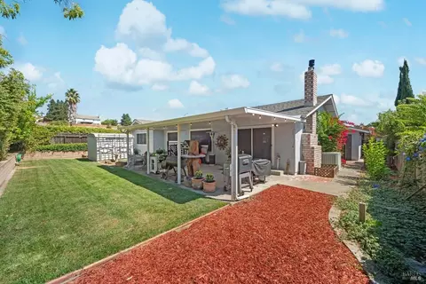 Exterior - 2191 Monterey Dr, Fairfield, CA 94534 photo 12 of 25