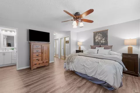 Bedroom - 2191 Monterey Dr, Fairfield, CA 94534 photo 4 of 8