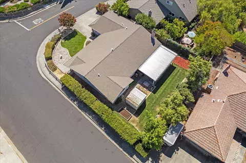 View/Area - 2191 Monterey Dr, Fairfield, CA 94534 photo 10 of 11