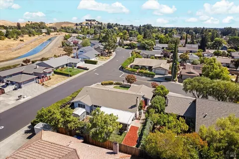 View/Area - 2191 Monterey Dr, Fairfield, CA 94534 photo 8 of 11