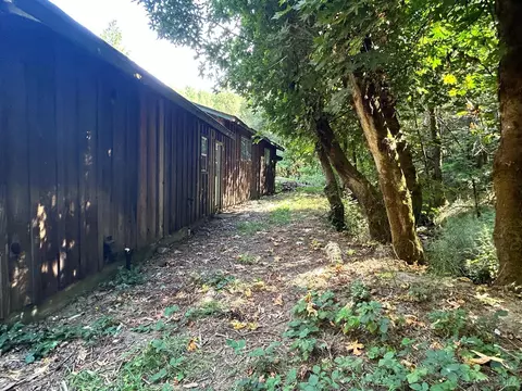 Exterior - 28381 N Highway 101 Hwy, Willits, CA 95490 photo 36 of 51