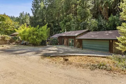 Exterior - 28381 N Highway 101 Hwy, Willits, CA 95490 photo 18 of 51