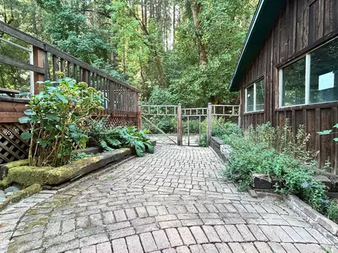 Exterior - 28381 N Highway 101 Hwy, Willits, CA 95490 photo 4 of 51