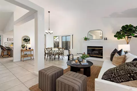 416 Wilson Ln, Windsor, CA 95492 photo 5