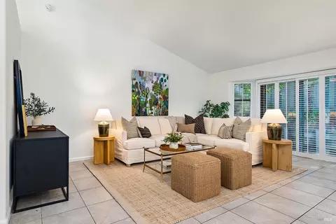 416 Wilson Ln, Windsor, CA 95492 photo 10
