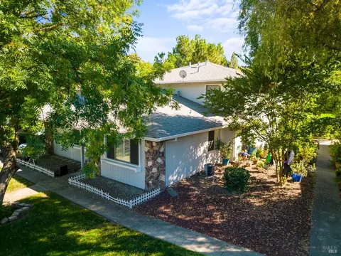107 Del Rio Ct #2, Vacaville, CA 95687