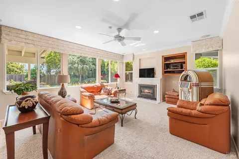 Living - 718 Eldridge Ave, Vacaville, CA 95688 photo 1 of 4