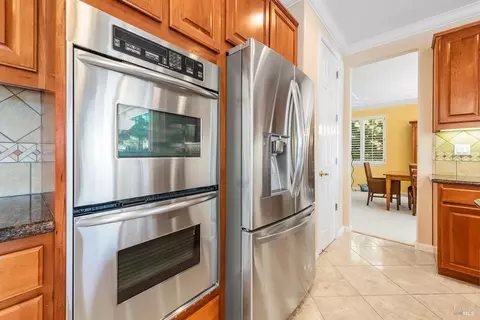Kitchen - 718 Eldridge Ave, Vacaville, CA 95688 photo 8 of 10