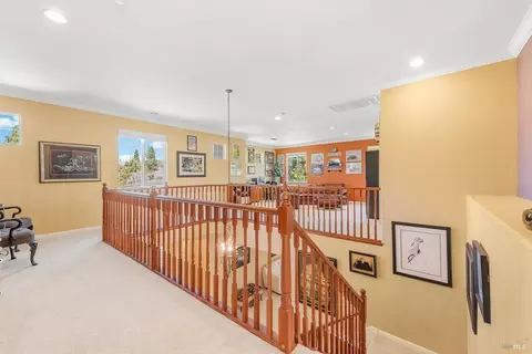 Entry Way - 718 Eldridge Ave, Vacaville, CA 95688 photo 5 of 8