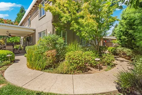 Exterior - 718 Eldridge Ave, Vacaville, CA 95688 photo 22 of 29
