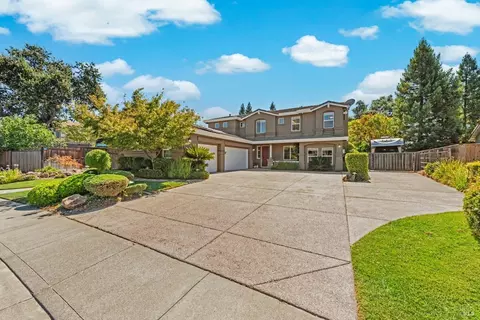 Exterior - 718 Eldridge Ave, Vacaville, CA 95688 photo 5 of 29