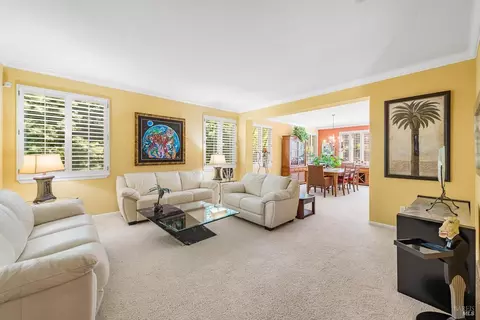 Living - 718 Eldridge Ave, Vacaville, CA 95688 photo 3 of 4