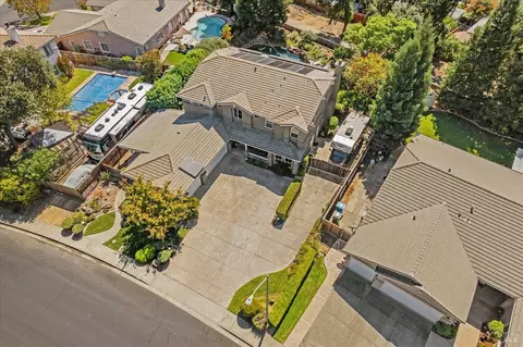 View/Area - 718 Eldridge Ave, Vacaville, CA 95688 photo 4 of 5