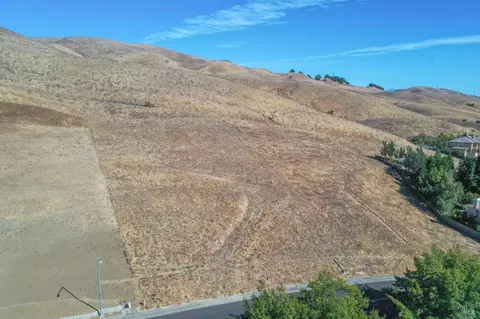 2238 Bennington Dr, Vallejo, CA 94591