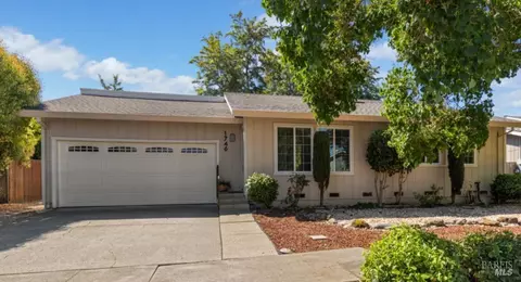 1746 Bancroft Dr, Santa Rosa, CA 95401