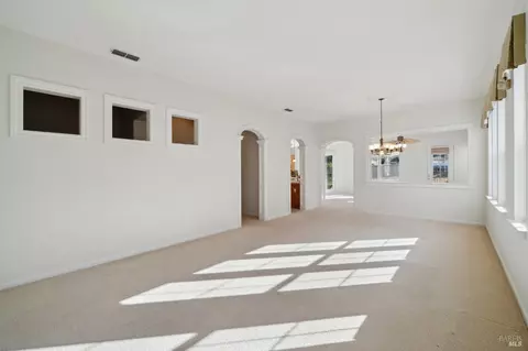 1634 Landmark Dr, Vallejo, CA 94591 photo 10