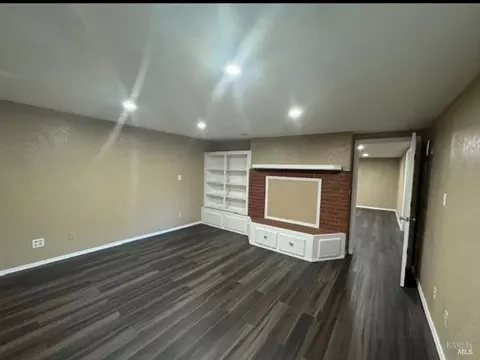 18439 Riverside Dr, Sonoma, CA 95476 photo 9