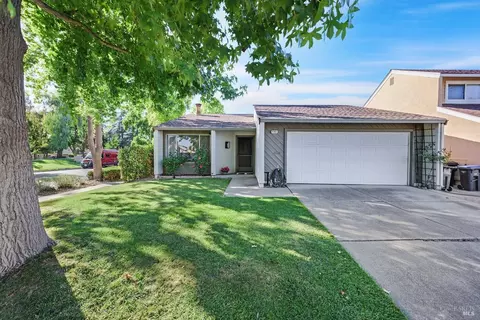 4185 Peregrine Way, Pleasanton, CA 94566