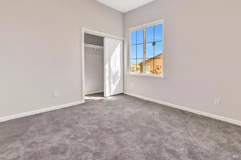 Bedroom - 3023 Overlook Dr, Vallejo, CA 94591 photo 4 of 7