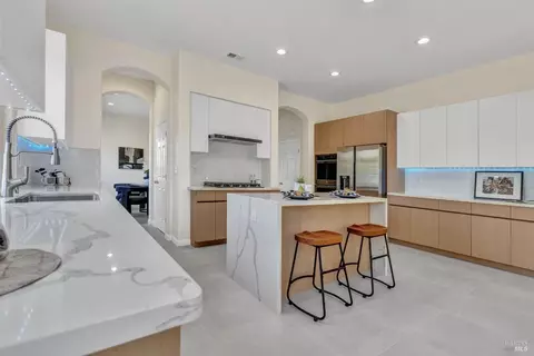 Kitchen - 3023 Overlook Dr, Vallejo, CA 94591 photo 3 of 10