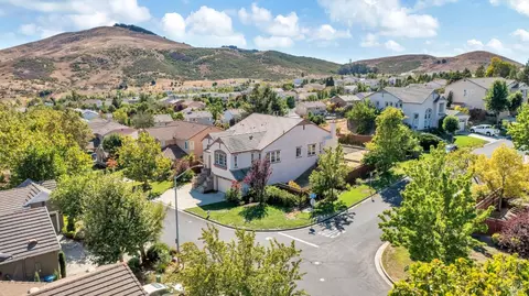 View/Area - 3023 Overlook Dr, Vallejo, CA 94591 photo 5 of 6
