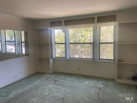 515 Russell St, Vallejo, CA 94591 photo 17